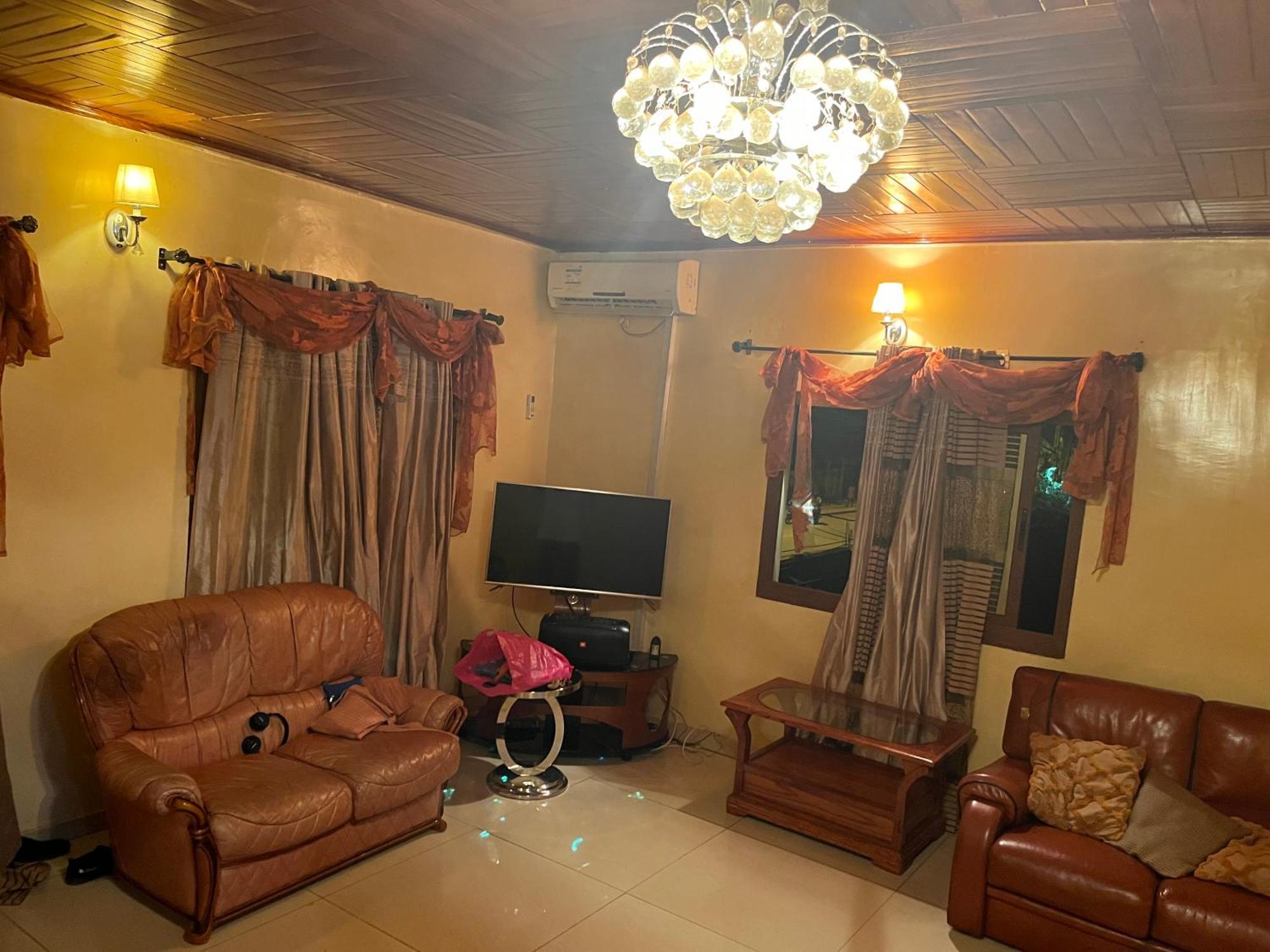 Appartement Moderne De 120M2 , Dote De Cameras De Surveying Et Situe A Maetur Nkomo, Un Quartier Residentiel Yaounde Luaran gambar